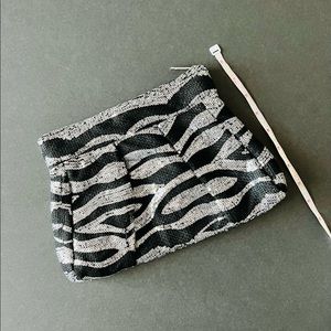 Black and silver sequins clutch style bag!